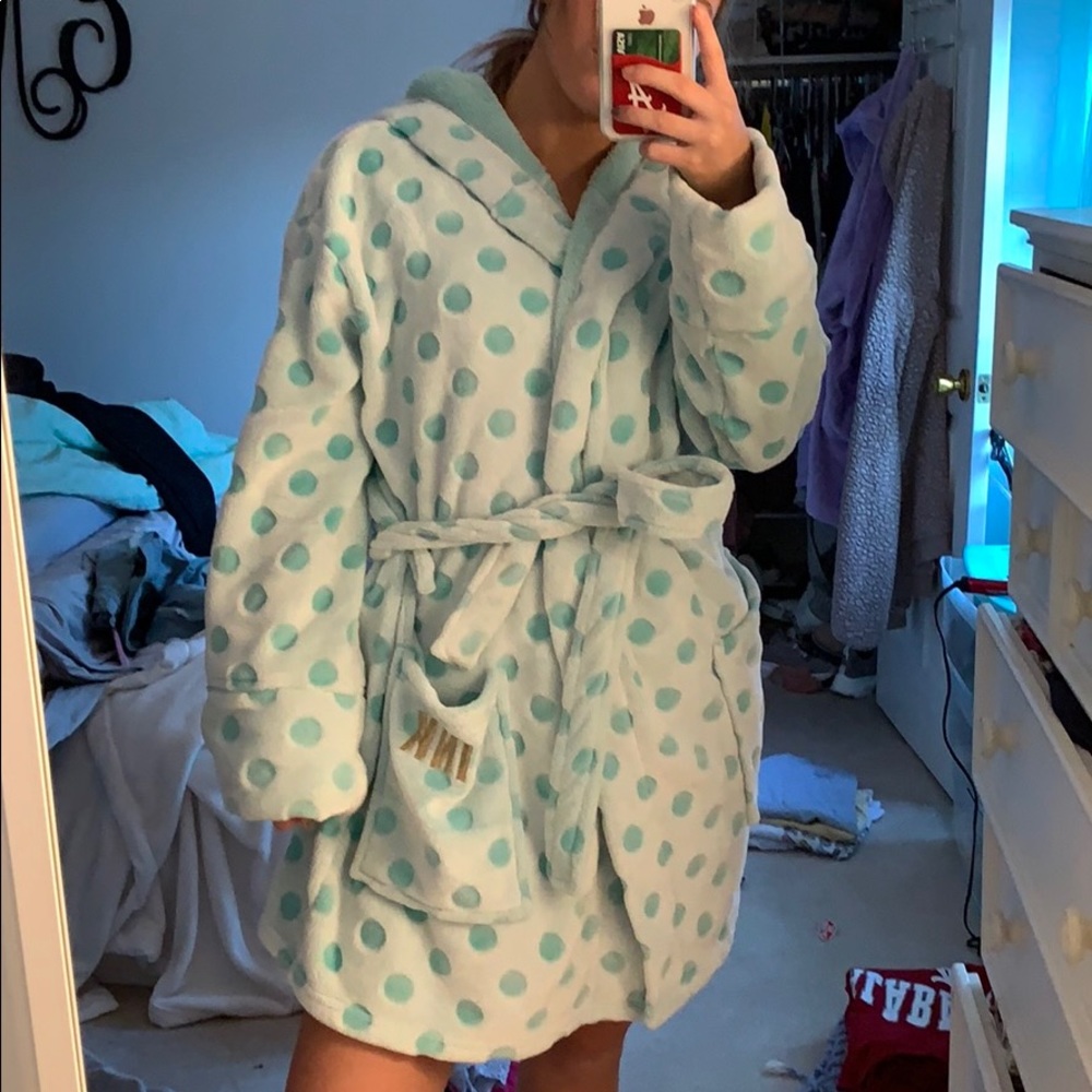 PINK robe